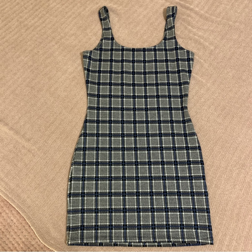 Forever 21 plaid dress size S